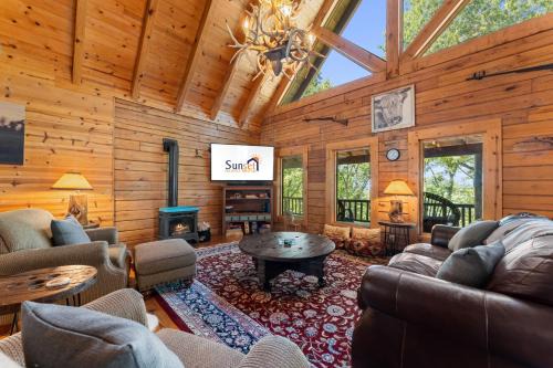 Table Rock House | The Lazy K Cabin cabin