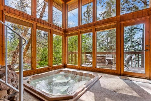 Liberty Lake House | The Liberty Lake Treehouse