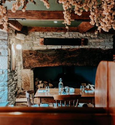 West Pennard Hotel | The Lion at West Pennard