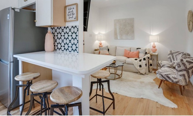 Downtown Cottage | The Little Gem π- Walking Distance to Downtown Raleigh