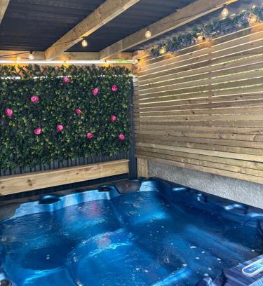 Bangor House | The Little House With The Red Door