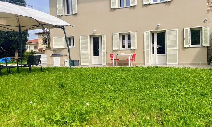 Lucca House | The Little Villa With Garden(4 rooms, Free Parking)