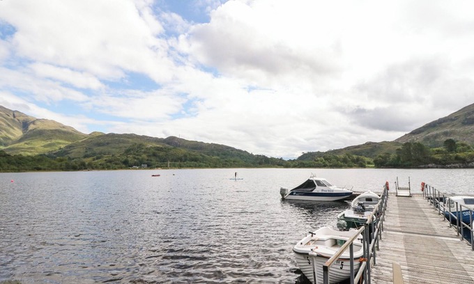 Glenfinnan Cottage | The Lochside Shepherd