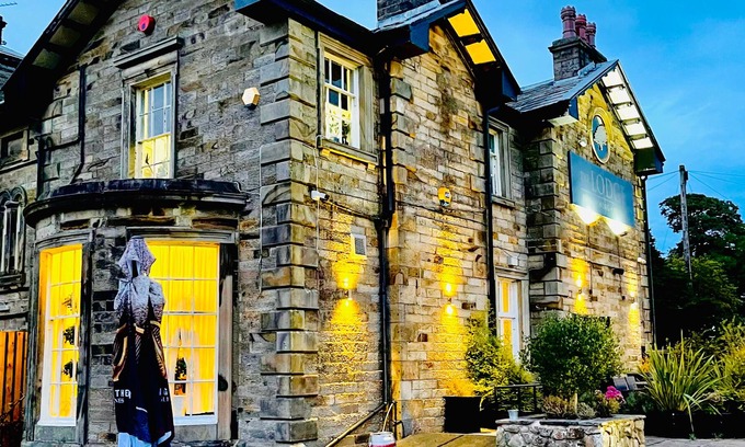 Slyne Hotel | The lodge at lancaster