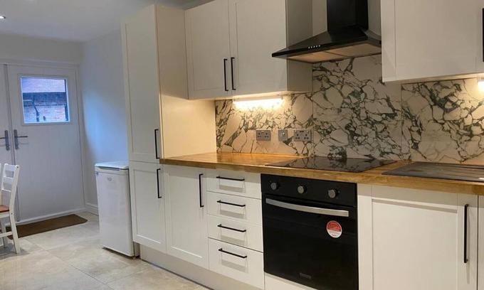 Blackham Apartment | The Lodge