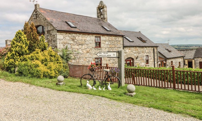 Shillelagh House | THE LODGE @ MINMORE MEWS, pet friendly in Shillelagh, County Wicklow