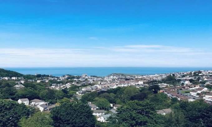 Hele House | The Look Out- Ilfracombe-Indoor Private Pool- Stunning views