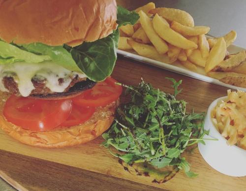 Sutton on Trent Hotel | The Lord Nelson