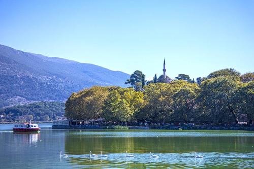 Ioannina Apartment | The lovely nest