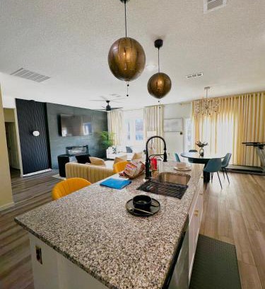 Glenn Heights House | The Luxe Residence Glenn heights, 4 Bedroom Home