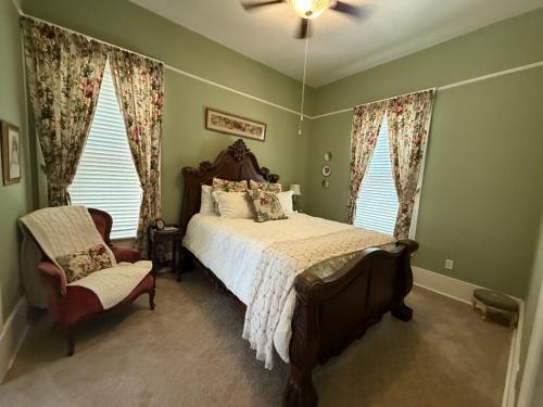 Guthrie House | The Lynnie Ann at The Judges Chamber