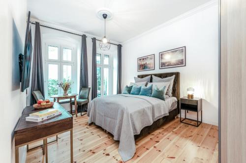 Prenzlauer Berg Apartment | The Malmöer, modern 1 BR, own backyard garden-terrace, quite & relaxed, however central in Prenzlauer Berg