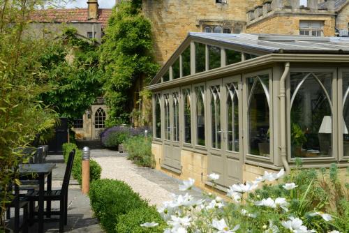 Moreton-in-Marsh Hotel | The Manor House Hotel