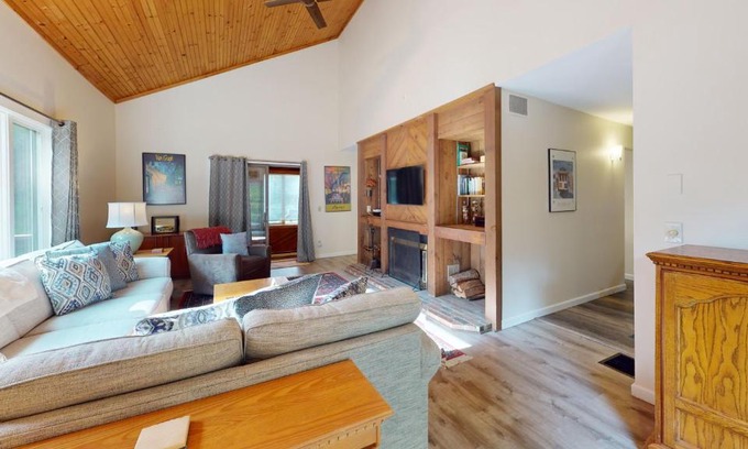 Killington House | The Maple Leaf