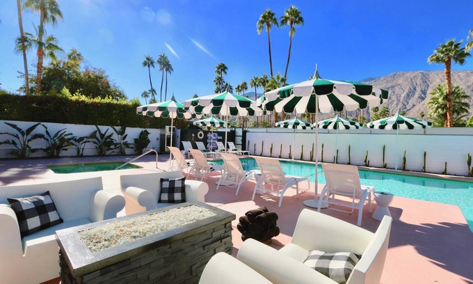 Warm Sands Hotel | The Marley Hotel by AvantStay | 20 OCC Full Hotel Buyout in Palm Springs w/Pool & Hot Tub!
