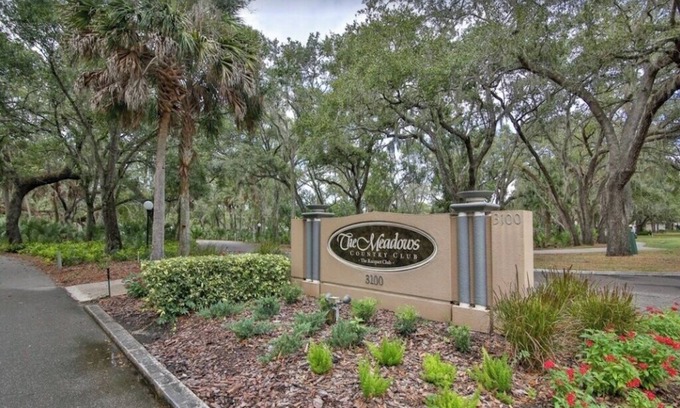 The Meadows Condo | The Meadows Country Club Community Association in Beautiful Sarasota, Florida.