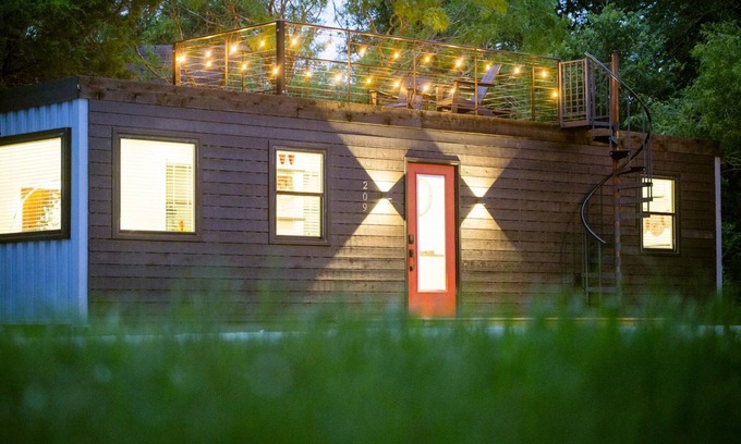 Waco House | The Merlot - Unique Container Home Near Waco Attractions