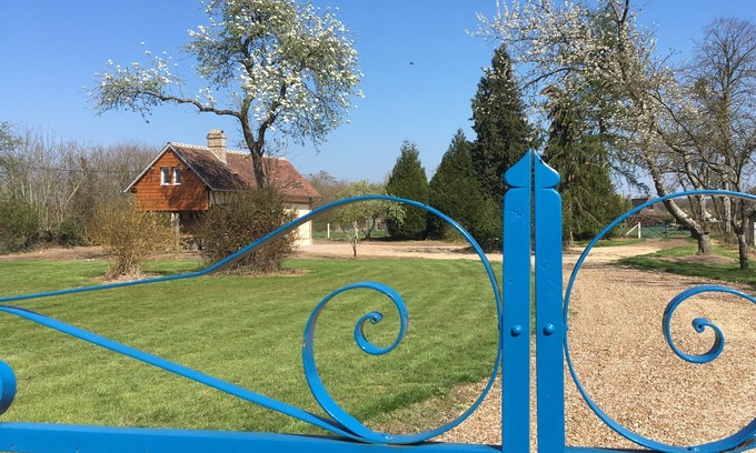 La Vieille-Lyre House | THE MESNIL BREAD OVEN