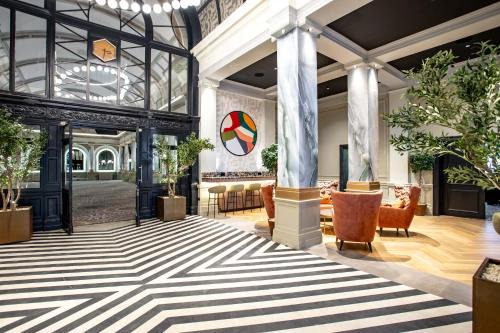Leeds City Center Hotel | The Met Hotel Leeds - Newly Refurbished
