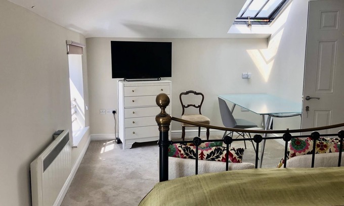 Oxford City Centre Apartment | The Mews - 1BR Studio in Jericho Near City Centre