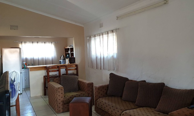 Thabazimbi House | The Monkey Tree Guest house