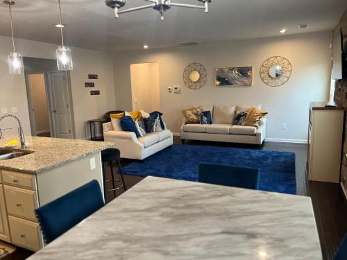 Murfreesboro House | The Muirwood Lux sleeps 10