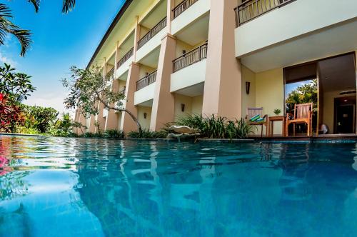 Salahutu Resort | The Natsepa Resort and Conference Center