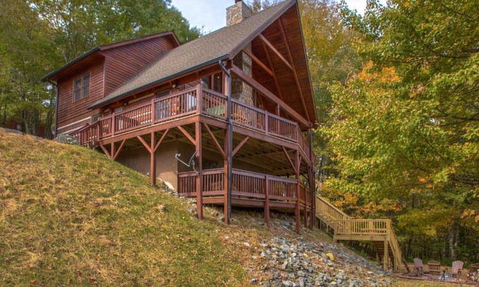 Seven Devils House | The Nest at Seven Devils
