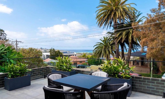 North Curl Curl Apartment | The Nook - North Curl Curl - L'Abode Accommodation
