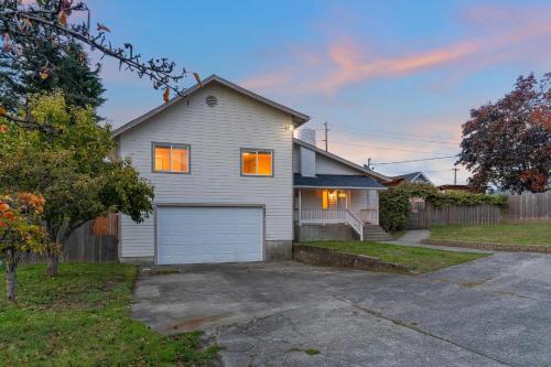 Eastside House | The NorthWest Vibes