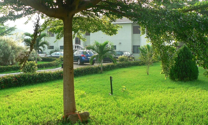 Pepease House | The Oaks : Where nature meets love, security and peace