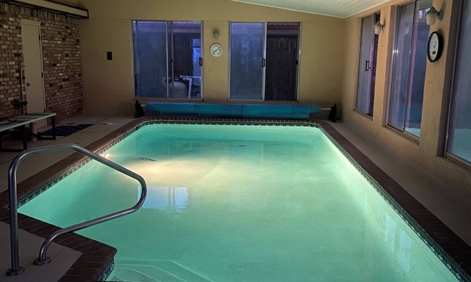 Lubbock House | The Oasis in West Texas. Relax, unwind and enjoy our West Texas Oasisn