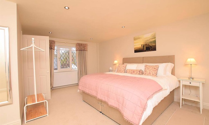 Lympstone Bed & Breakfast | The Old Dairy B&B