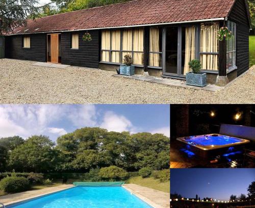 Barford St Martin House | The Old Stables - Self Contained Cottage - Hot Tub and Pool