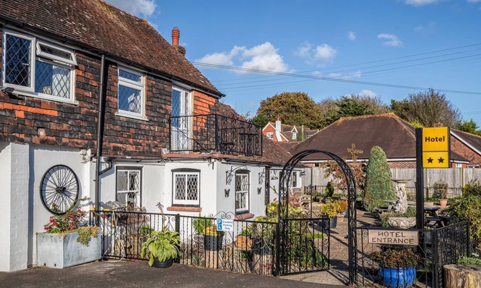 Hailsham Hotel | The Olde Forge Hotel