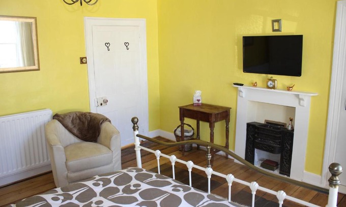 Dunster Bed & Breakfast | The Olde House