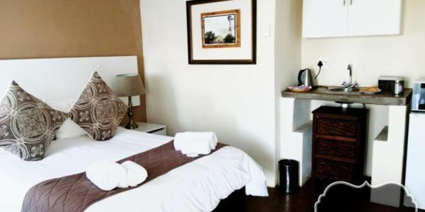 Lephalale House | The Owl's Nest Guesthouse