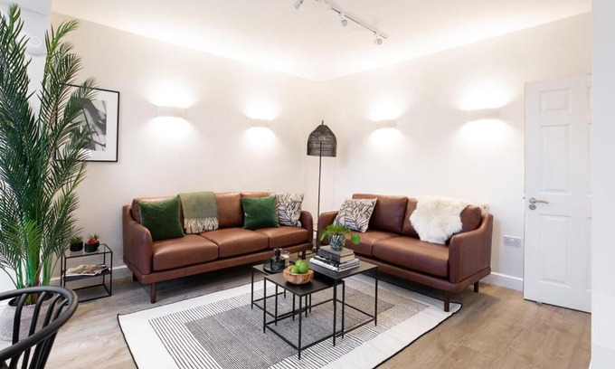 Oxford House | The Oxford Lodge