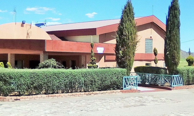 Maseru Hotel | The Palace Hotel Is 25 Km from Maseru and 15 Km from Teya-Teyaneg.