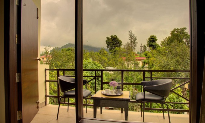 Bhagtpura Hotel | The Palm Hotel
