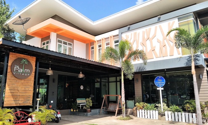 Chatturat Hotel | The Palm Village