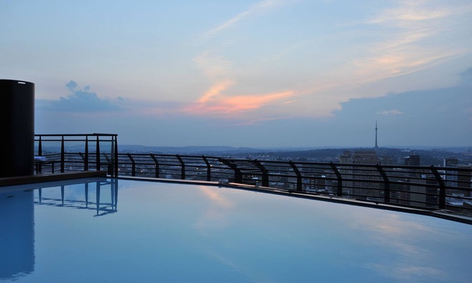 Braamfontein Hotel | The Parktonian All Suite Hotel