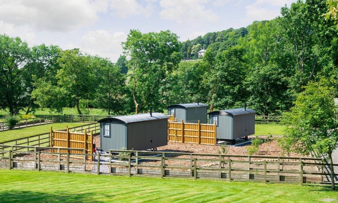 Langcliffe Cottage | The peaceful position surrounded by stunning countryside and beautiful walks.