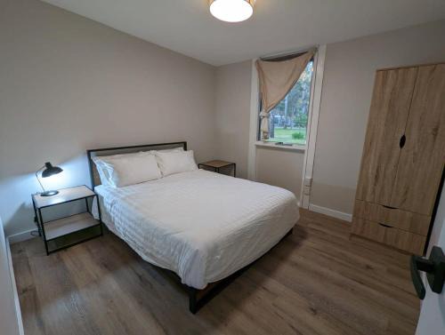 Dadswells Bridge House | The Peaks 2