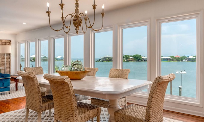 Royal Lagoons House | The Pearl | open 8/2. Price slash.
