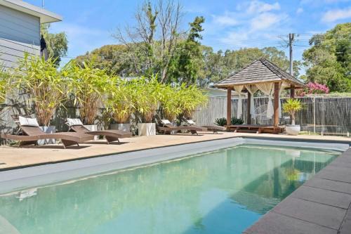 Toukley House | The Pet Friendly Pool House