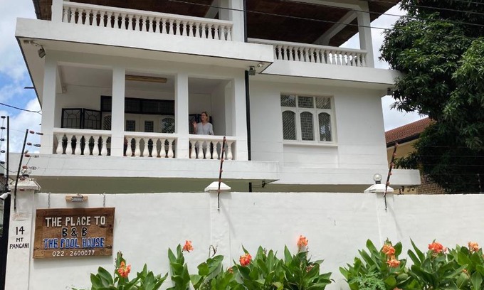 Msasani Bed & Breakfast | The Place to B&B - The Poolhouse