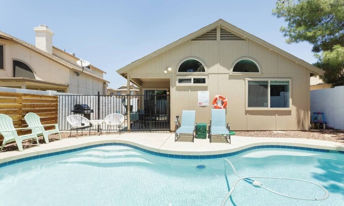 Parque Vista Estates House | The "Pool Cottage" Upgraded Home FREE Heated Pool