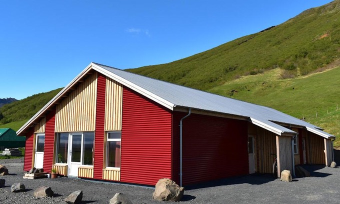 Svinafell Hotel | The Potato Storage