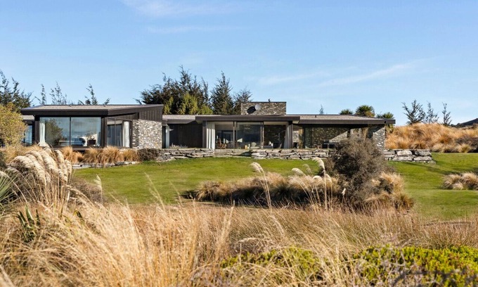 Kawarau Falls House | The Preserve Jacks Point - Hosted by NZSIR Luxury Rental Homes
